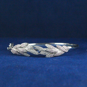 TWILIGHT LEAF BRACELET
