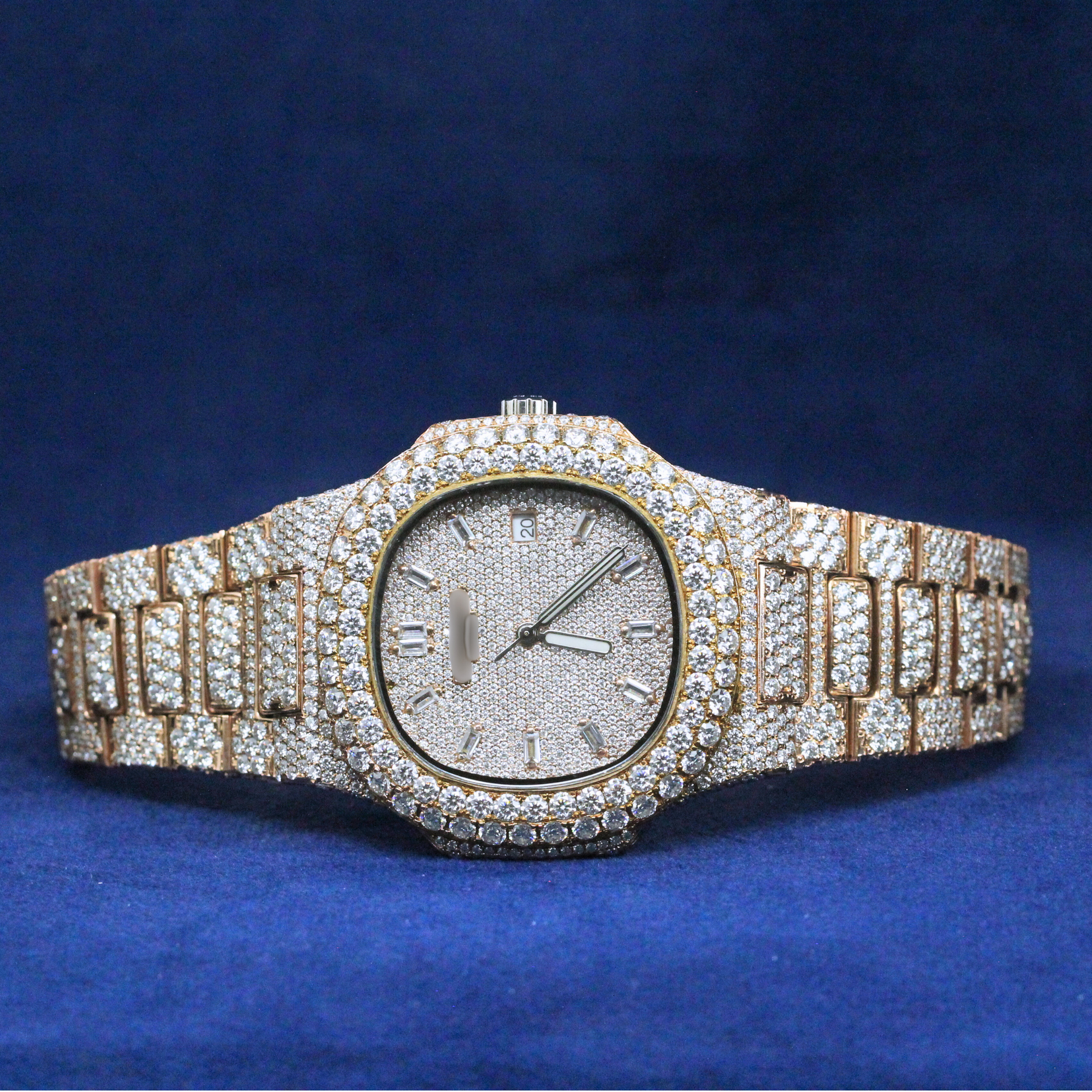 Royal Ice Watch in 925 silver, featuring a fully iced-out Moissanite diamond bezel and luxury dial, designed for high-end hip-hop watch enthusiasts.
