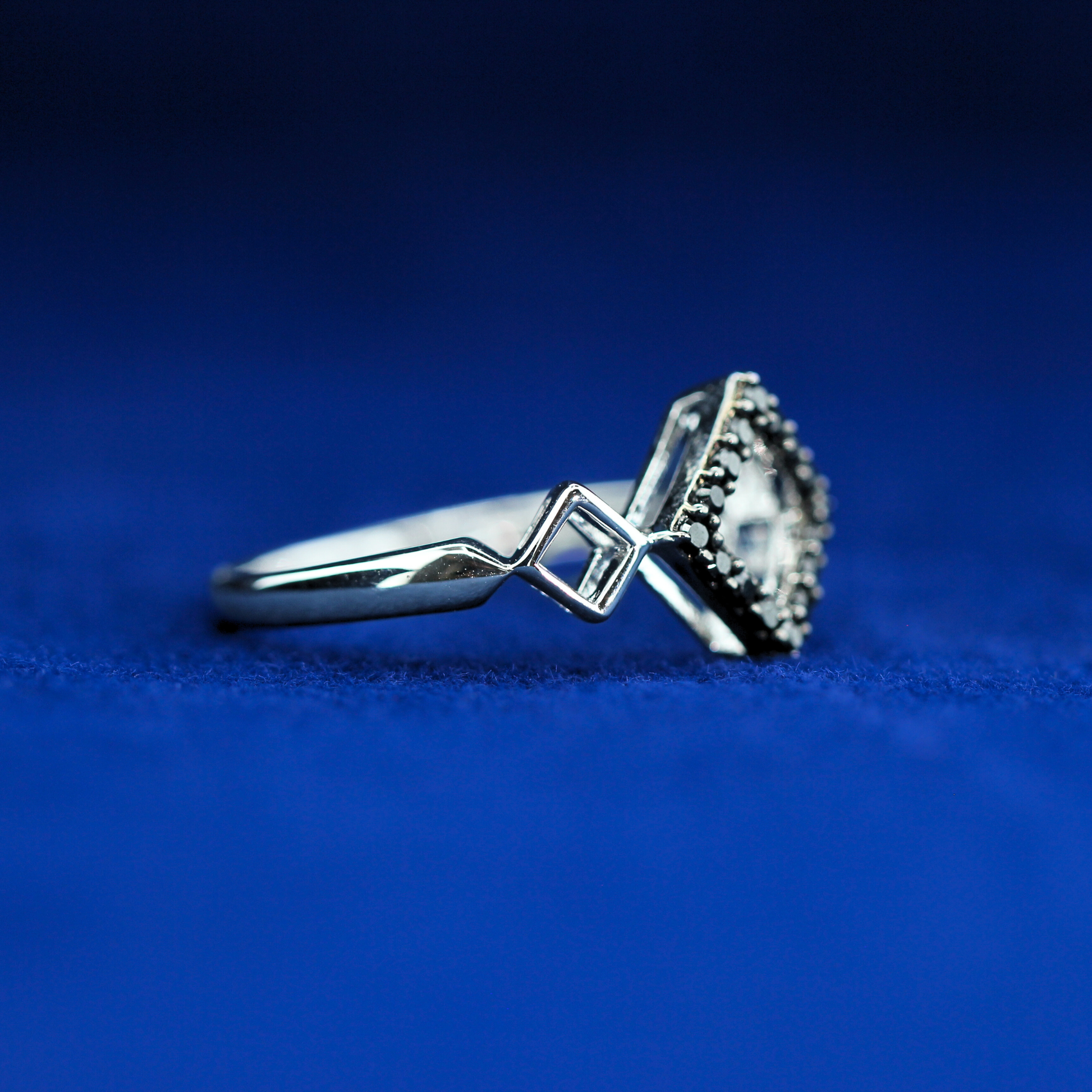 Right side view of Contrast Diamond Ring – Fine jewelry