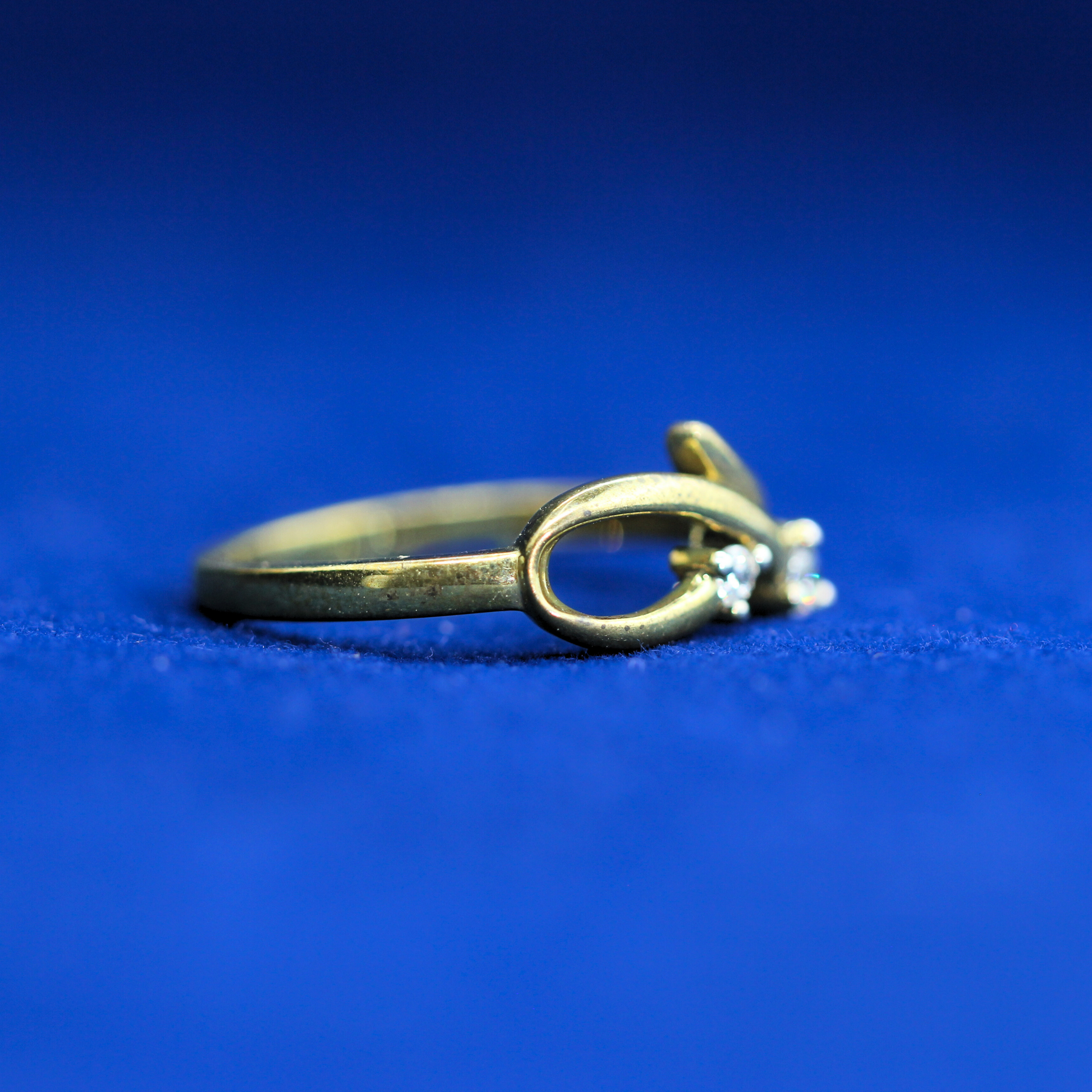 Right side view of Golden Embrace Ring – Fine jewelry