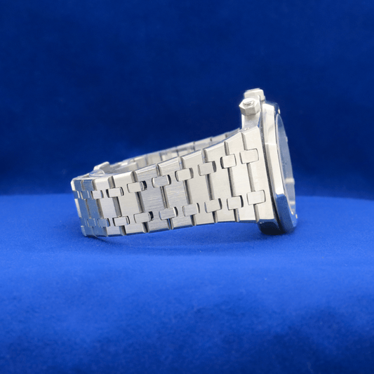 Right-side view of Royal Green Tapisserie Chrono stainless steel watch, featuring a sleek and timeless look.