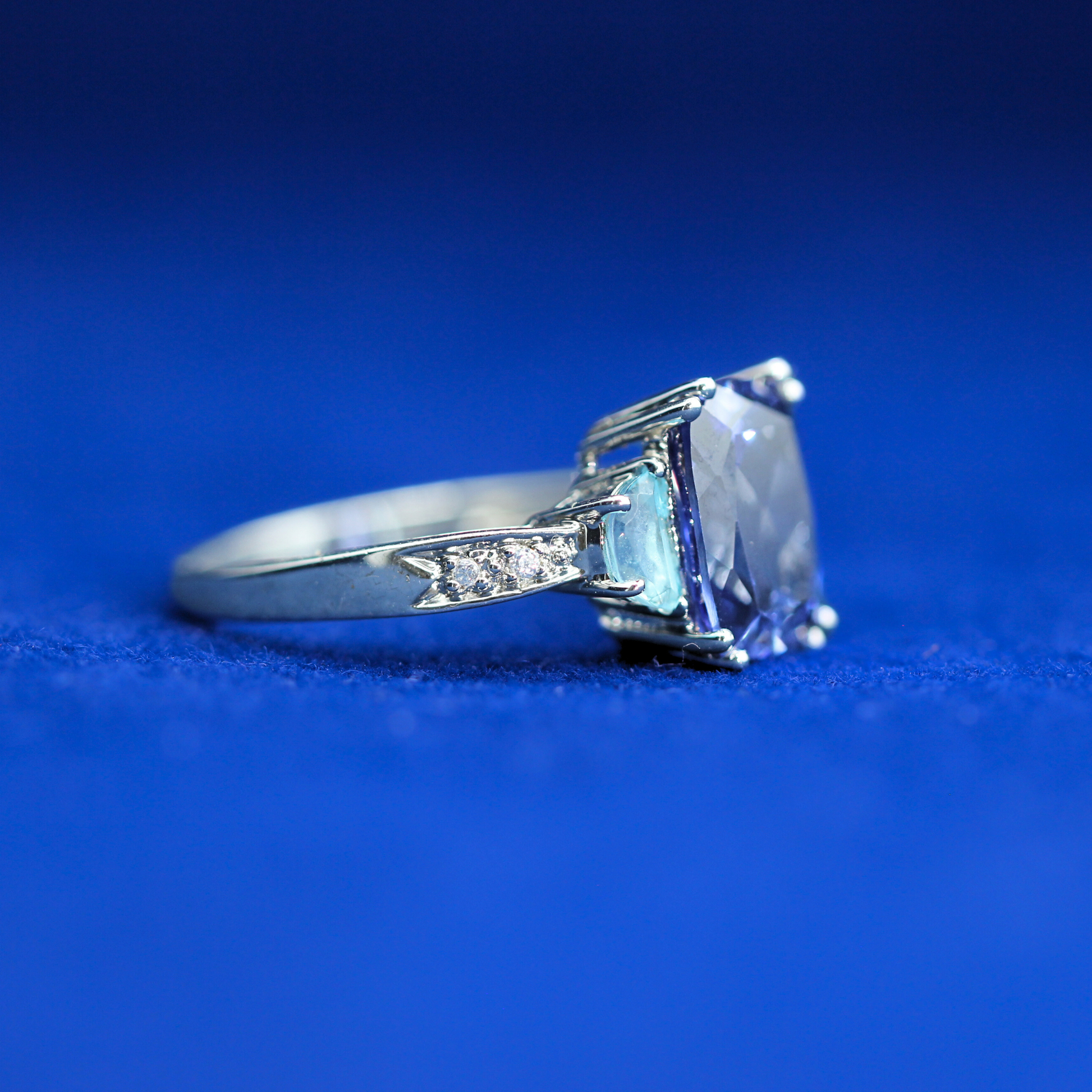 Right side view of Royal Sapphire Ring – Fine jewelry