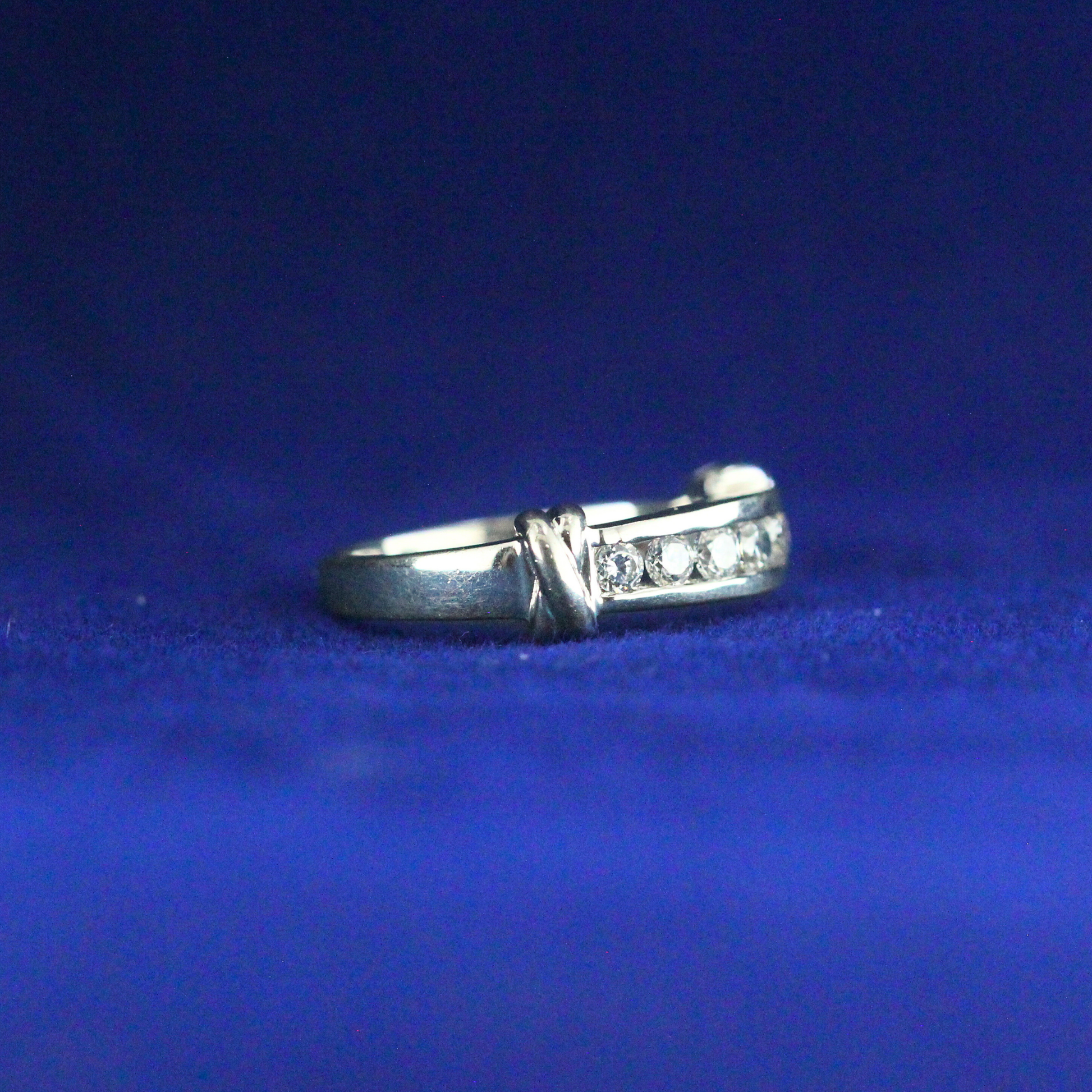 Right side view of Vintage Diamond Wedding Band with Moissanite diamonds – Fine jewelry