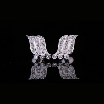 Diamond Curved Wing Stud Earrings in Solid Gold – Modern Women’s Gold Jewelry