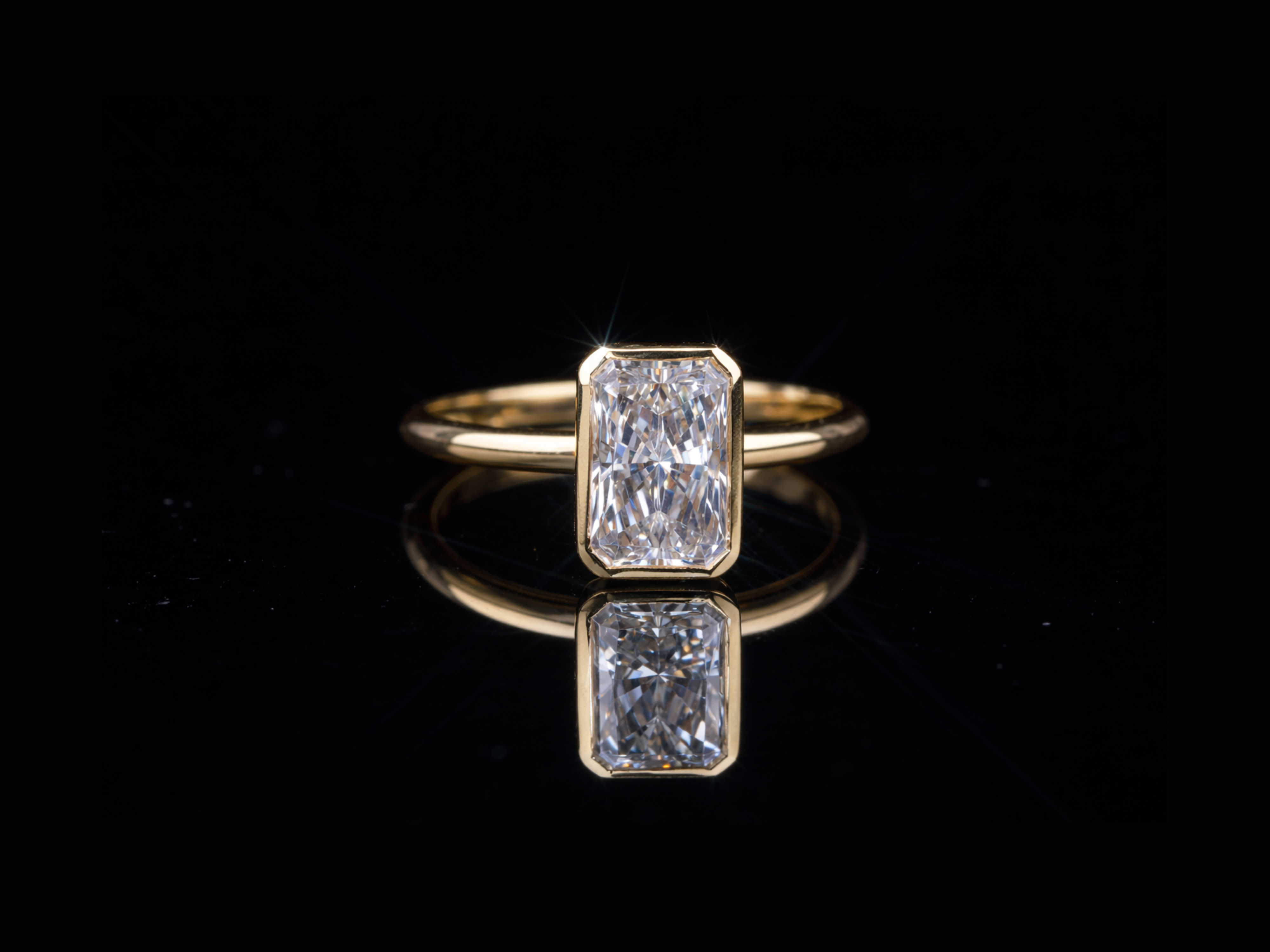 Emerald Cut Solitaire Diamond Ring | 18KT, 14KT, 10KT Gold & Silver Available