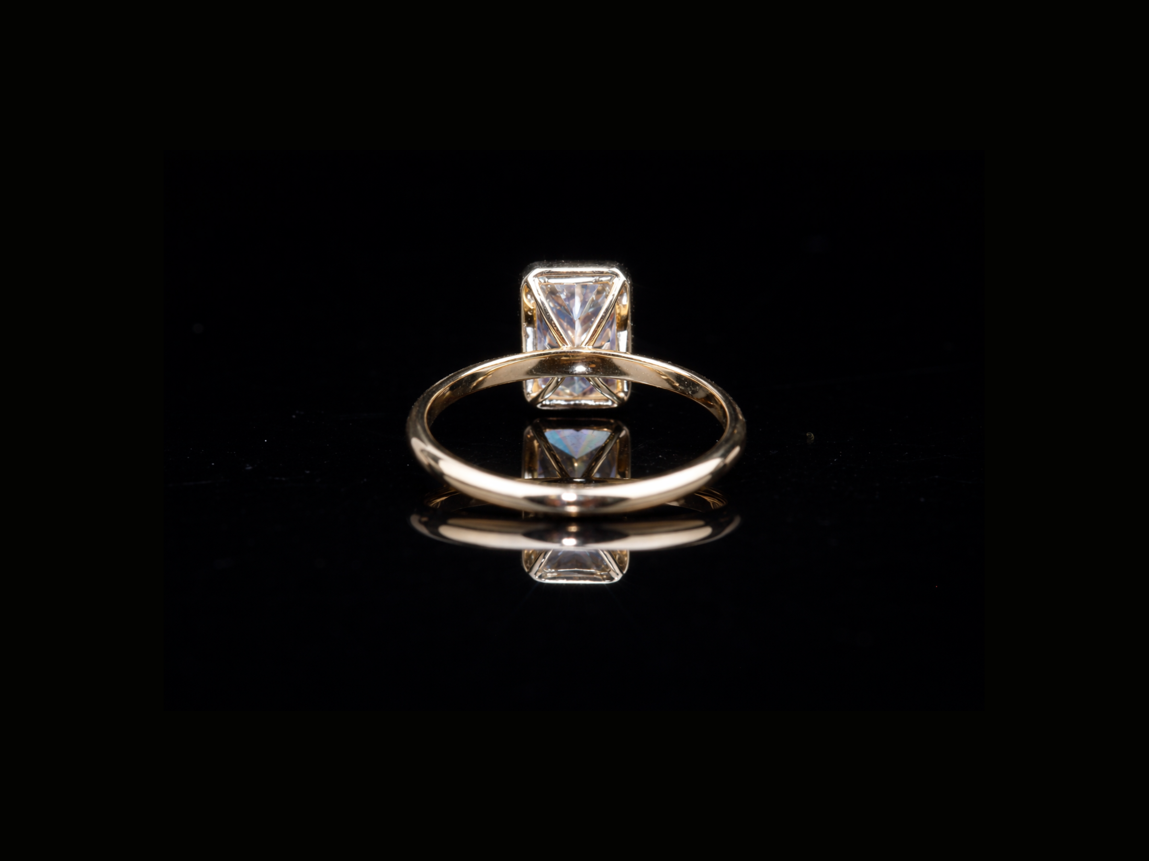 Emerald Cut Solitaire Diamond Ring | 18KT, 14KT, 10KT Gold & Silver Available