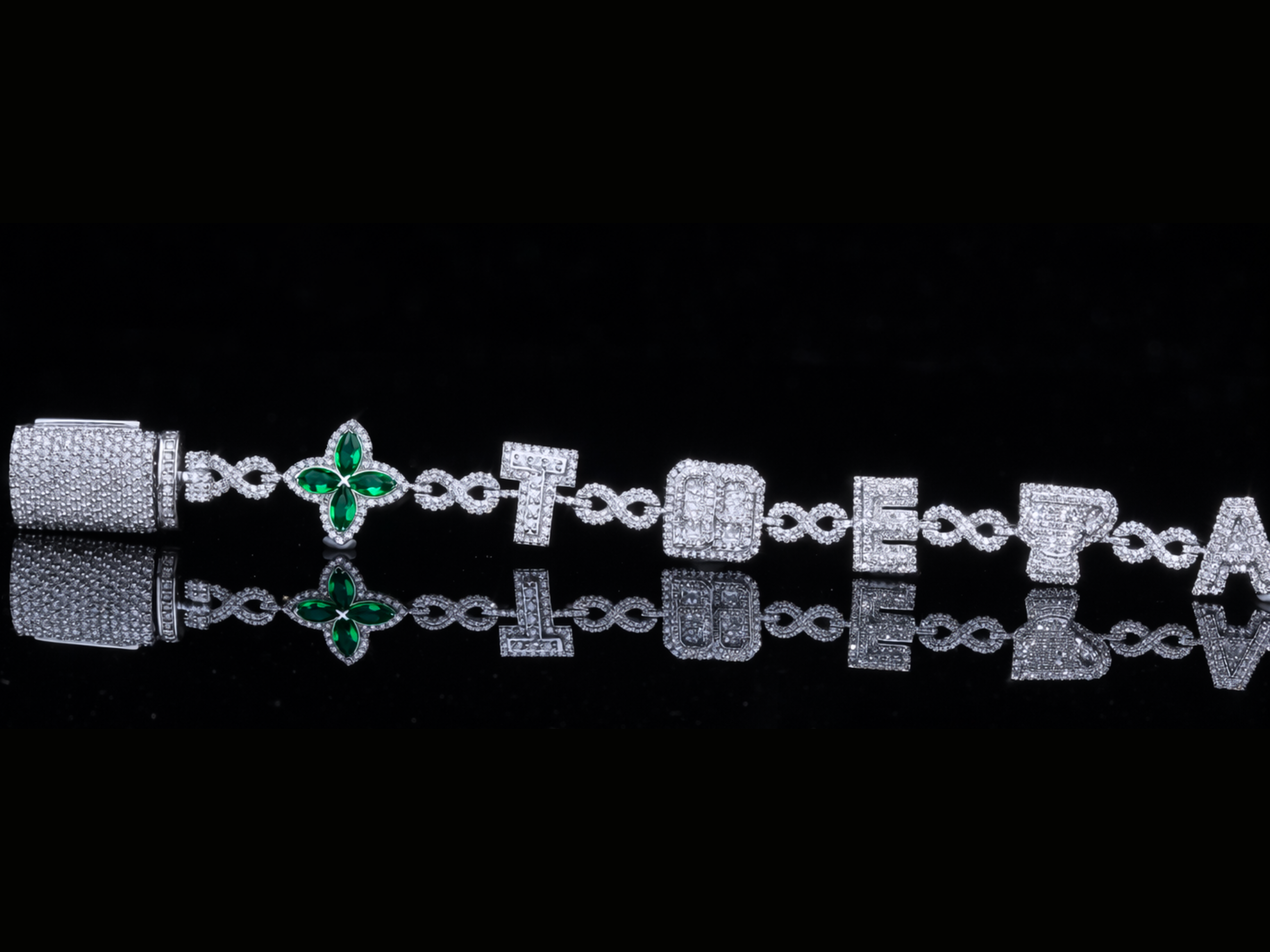 Emerald & Diamond Bracelet | Luxury Green Stone Diamond Bracelet in Gold & Silver