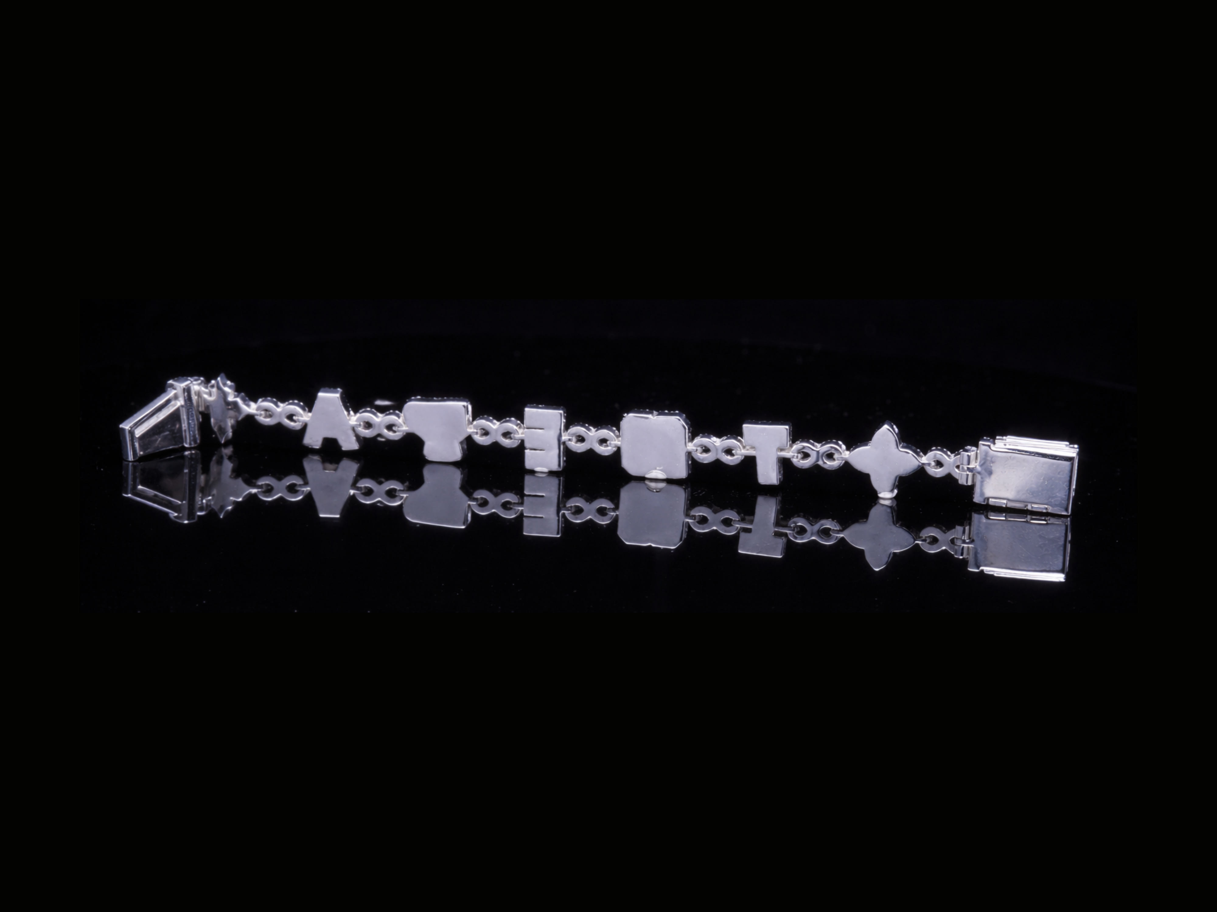 Emerald & Diamond Bracelet | Luxury Green Stone Diamond Bracelet in Gold & Silver
