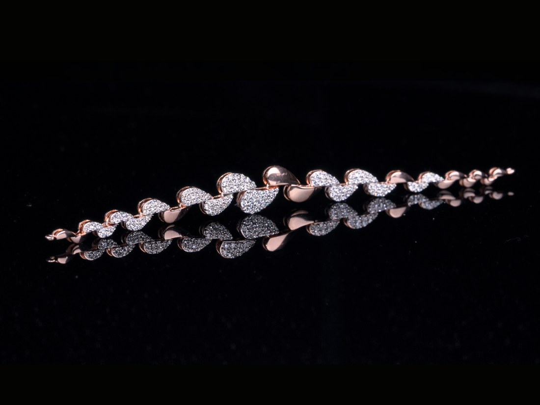 Rose Gold Diamond Heart Bracelet | Luxury Diamond Bracelet in Gold & Silver