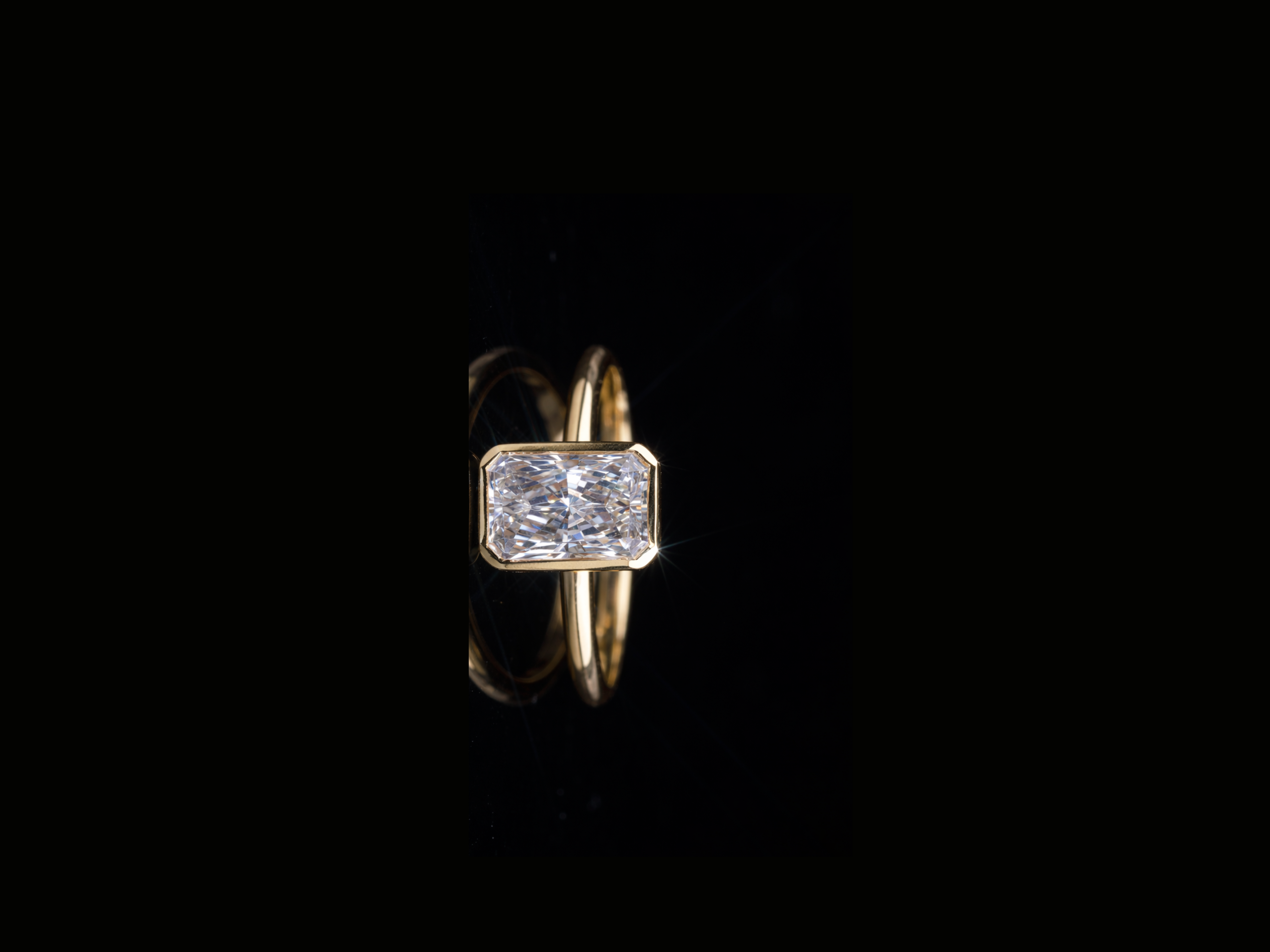 Emerald Cut Solitaire Diamond Ring | 18KT, 14KT, 10KT Gold & Silver Available
