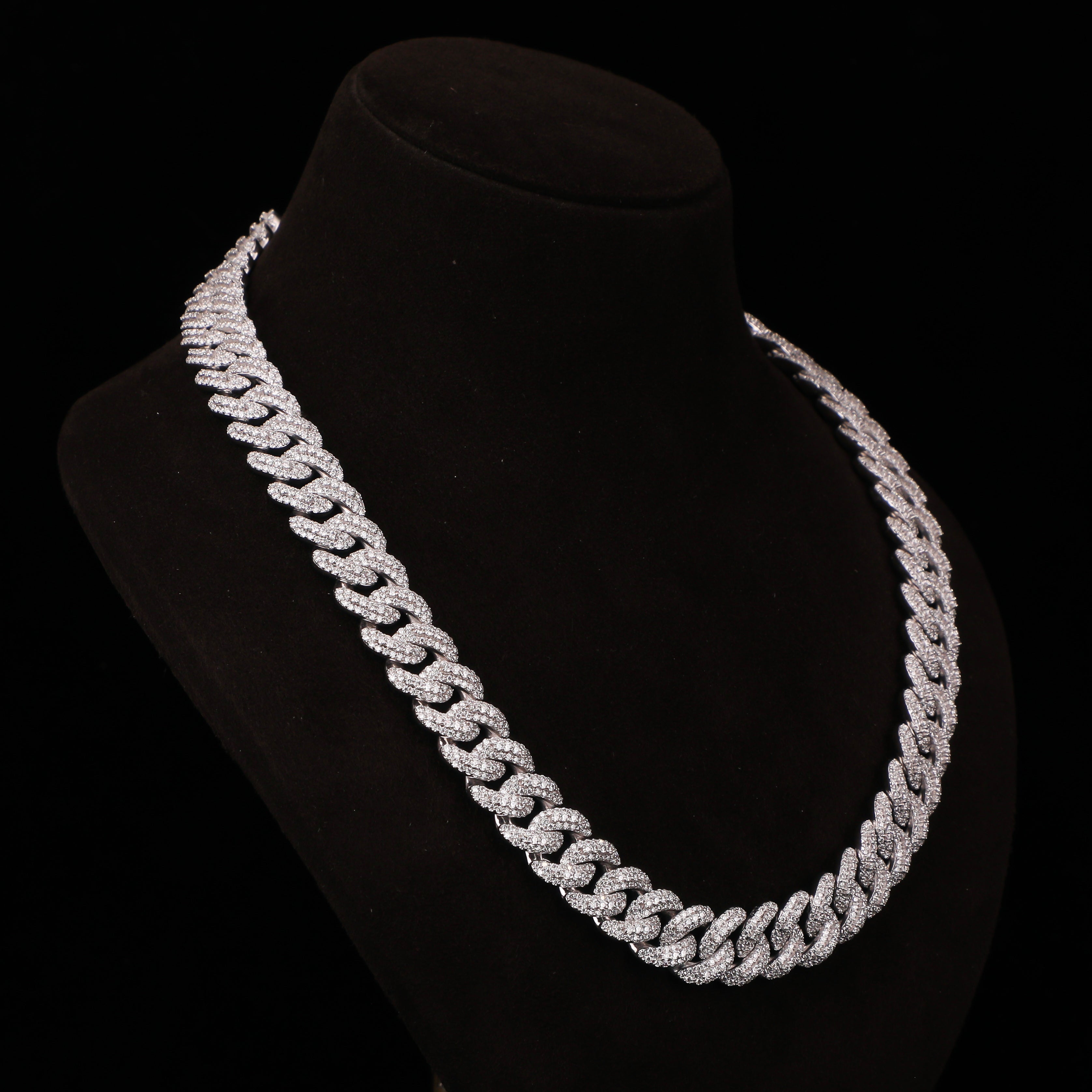 Iced Cuban Link Chain – Micro Pavé Diamond Hip Hop Necklace with Box Clasp