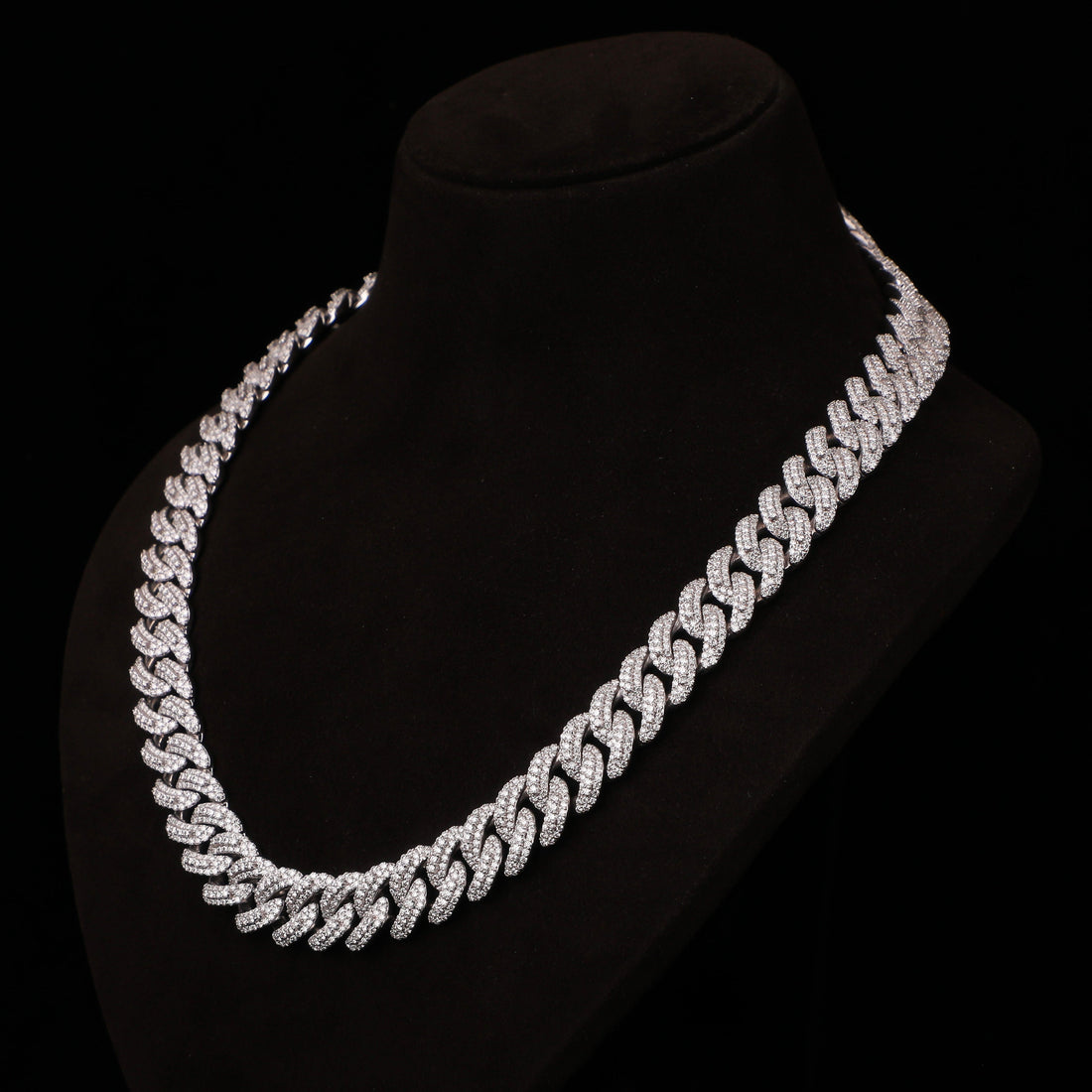Iced Cuban Link Chain – Micro Pavé Diamond Hip Hop Necklace with Box Clasp