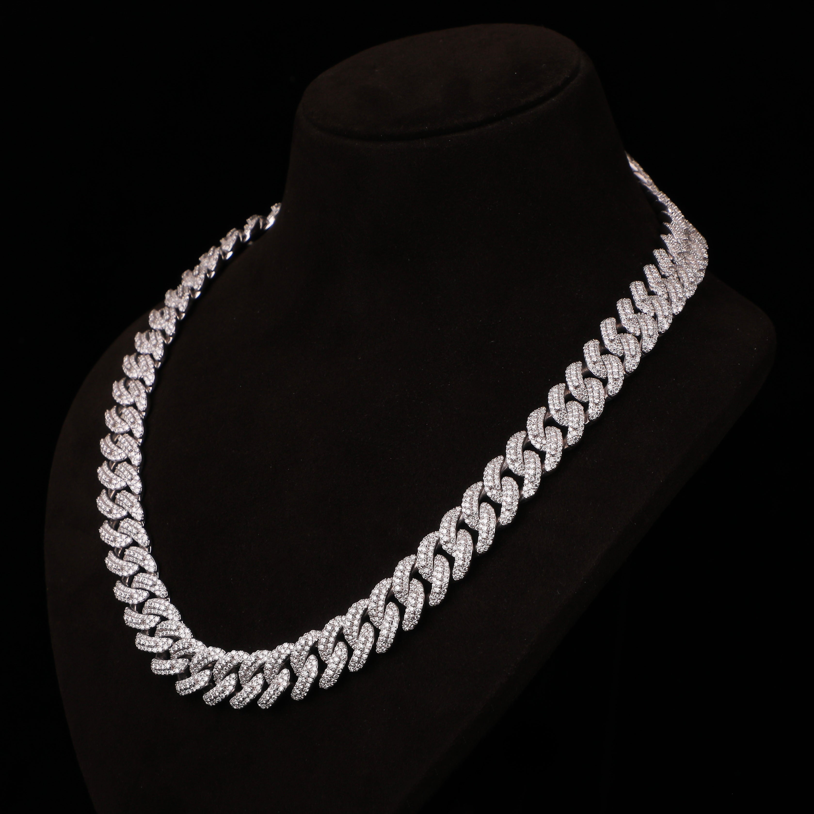 Iced Cuban Link Chain – Micro Pavé Diamond Hip Hop Necklace with Box Clasp