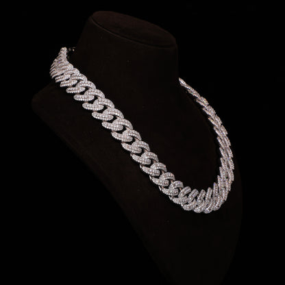 Micro Pavé Iced Cuban Chain – Diamond Look Luxury Chain