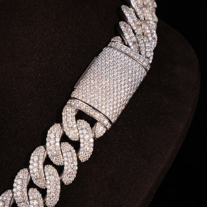 Micro Pavé Iced Cuban Chain – Diamond Look Luxury Chain