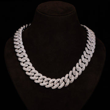 Iced Oval Link Chain – Diamond Designer Necklace