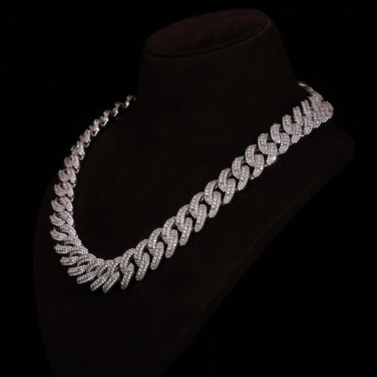Iced Oval Link Chain – Diamond Designer Necklace
