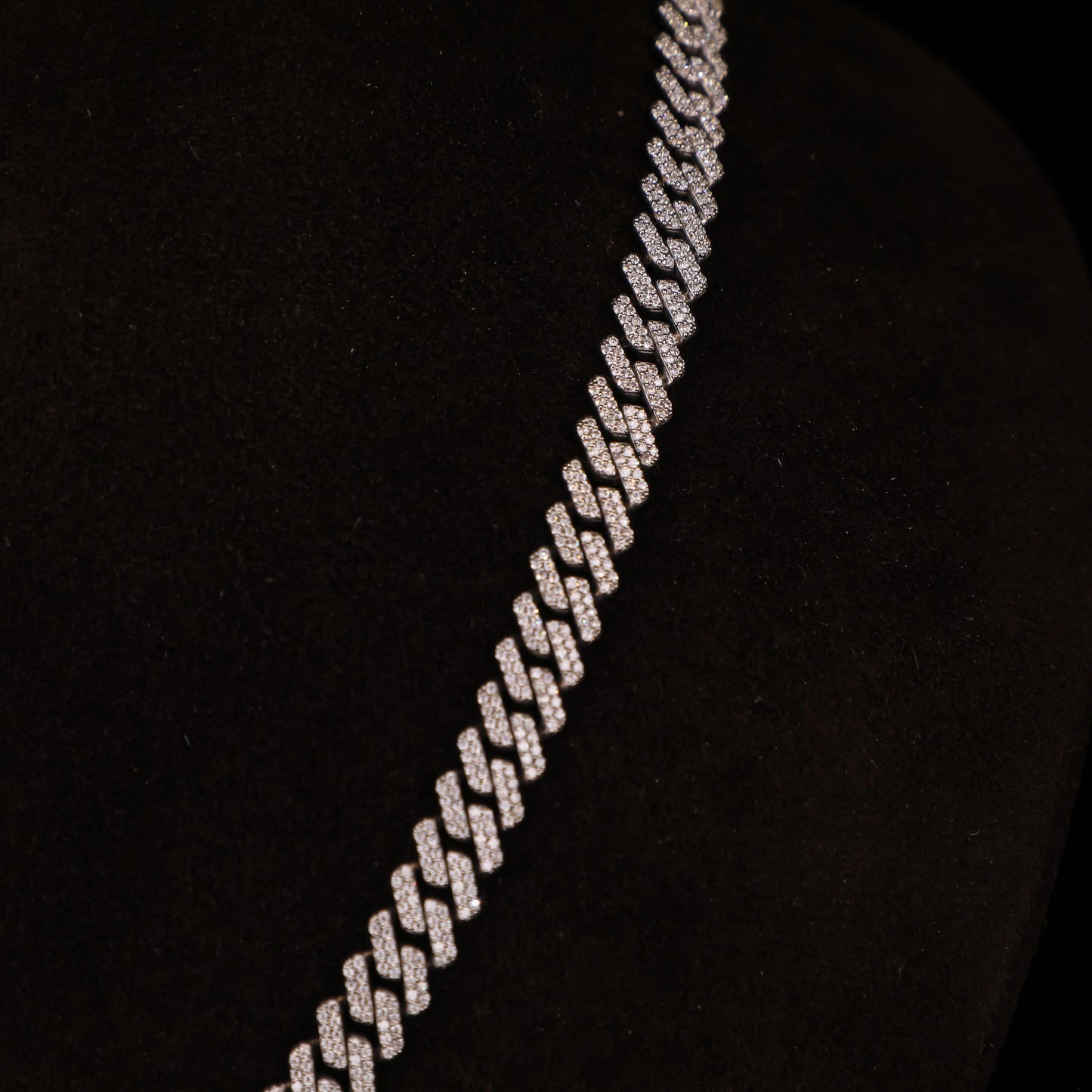 Iced Cuban Link Chain – Diamond Tennis Style Necklace