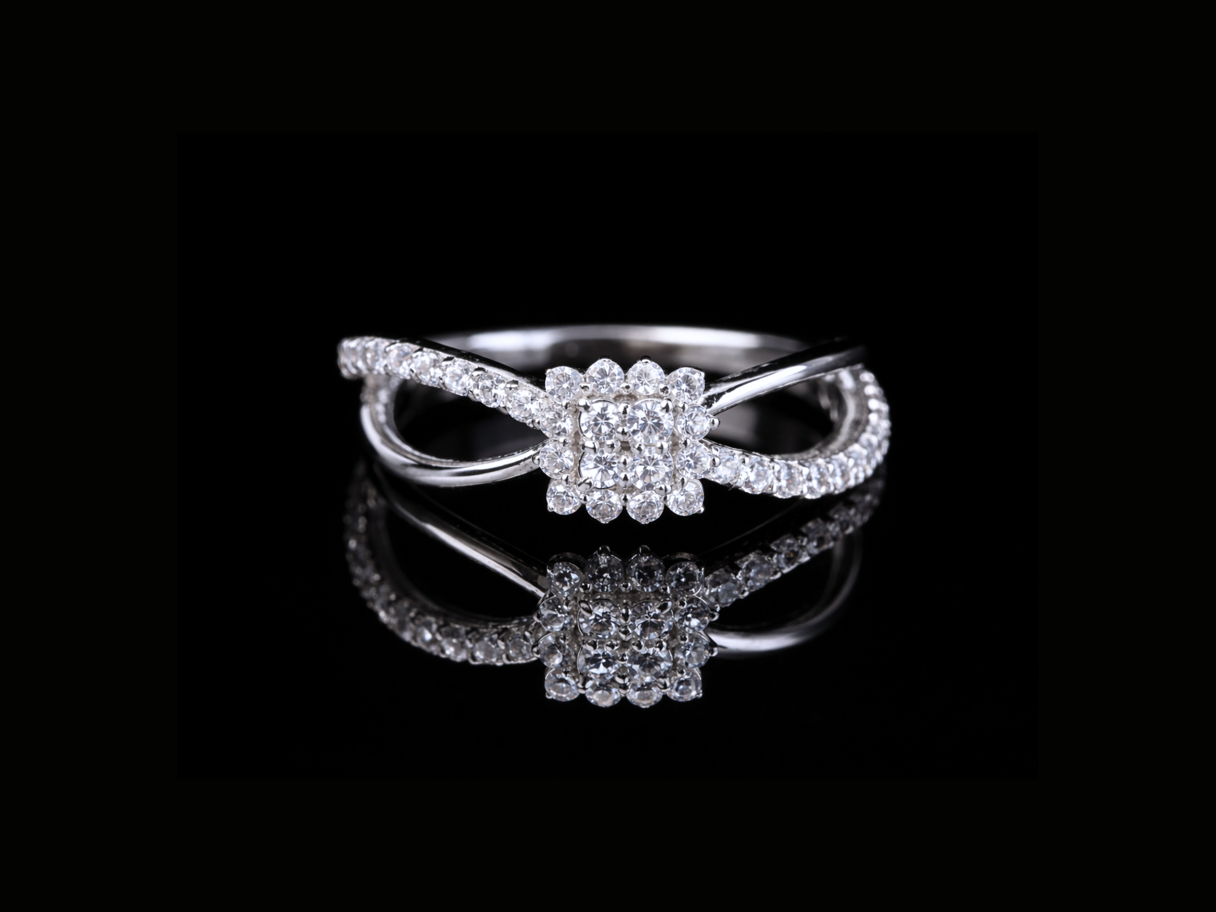Diamond Flower Halo Engagement Ring | Pavé Split Shank Ring in 18KT, 14KT, 10KT Gold & Silver