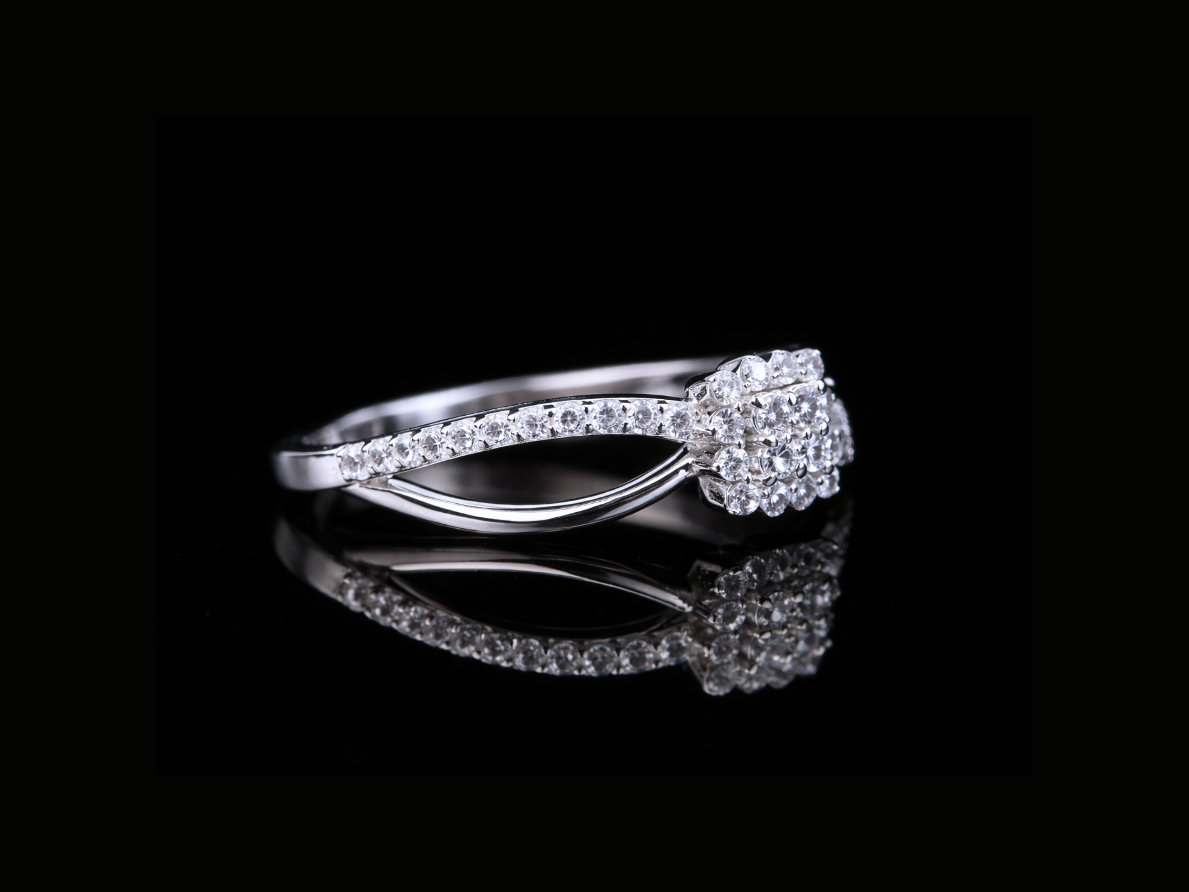 Diamond Flower Halo Engagement Ring | Pavé Split Shank Ring in 18KT, 14KT, 10KT Gold & Silver