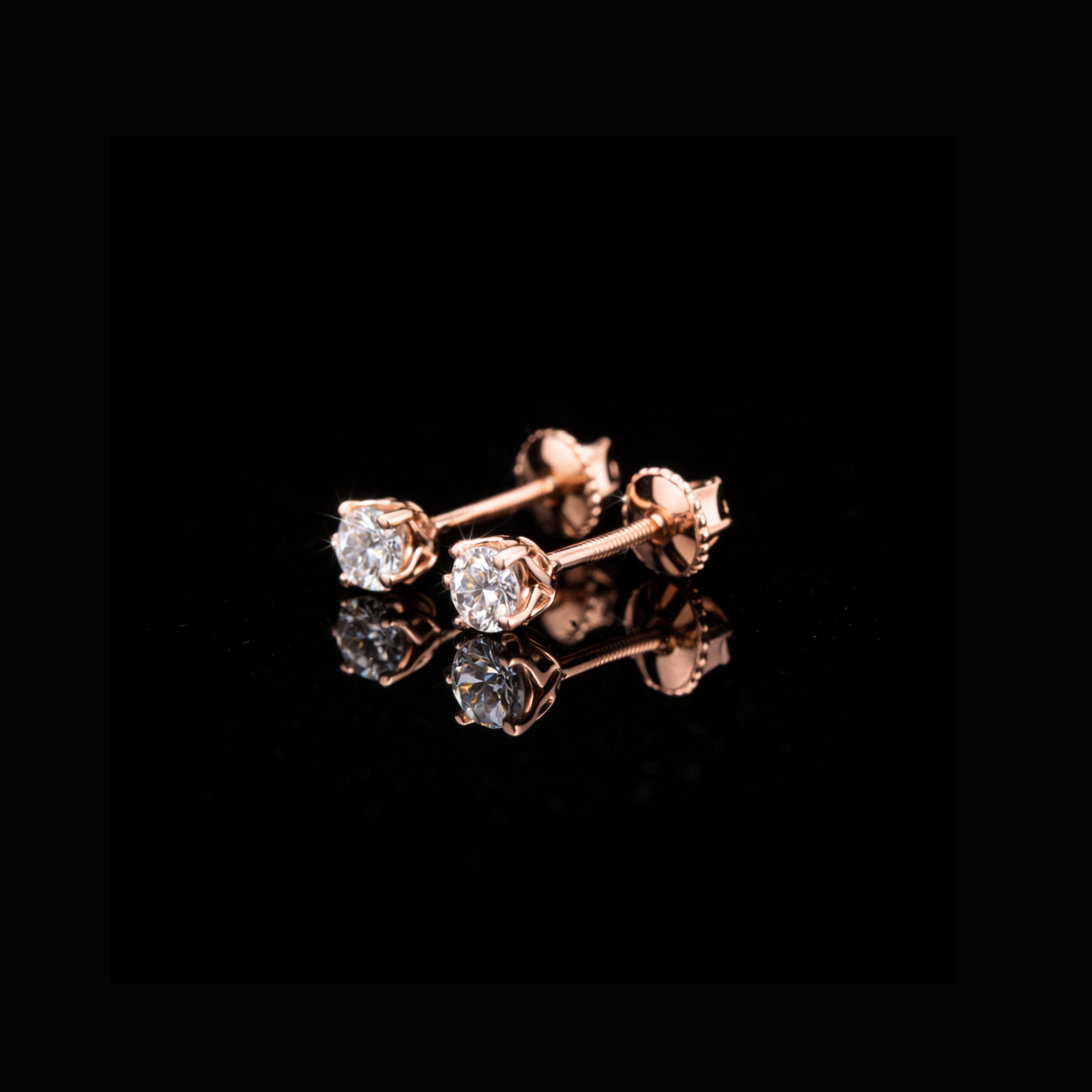 Solid Gold Round Diamond Stud Earrings – 10K 14K 18K Gold