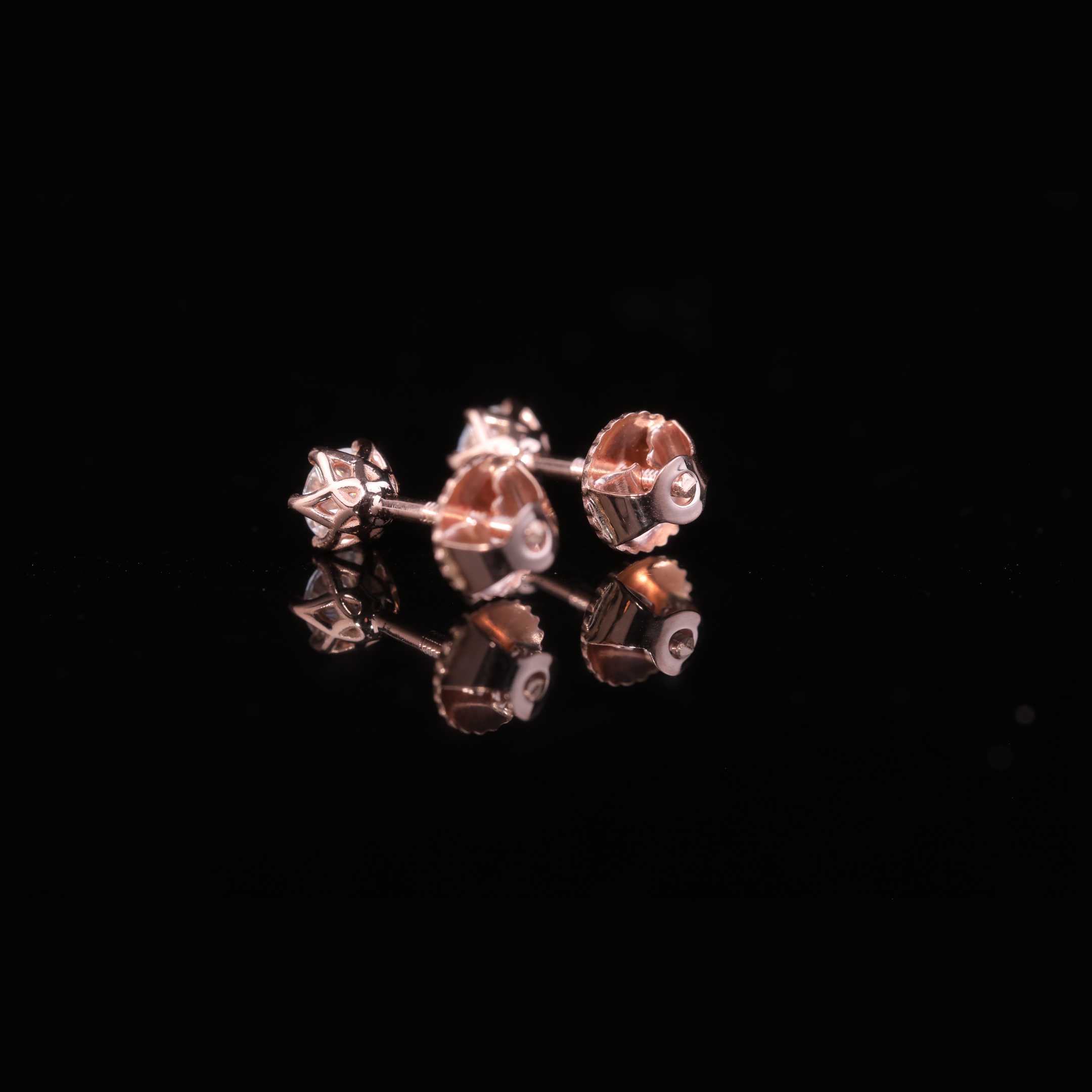 Solid Gold Round Diamond Stud Earrings – 10K 14K 18K Gold