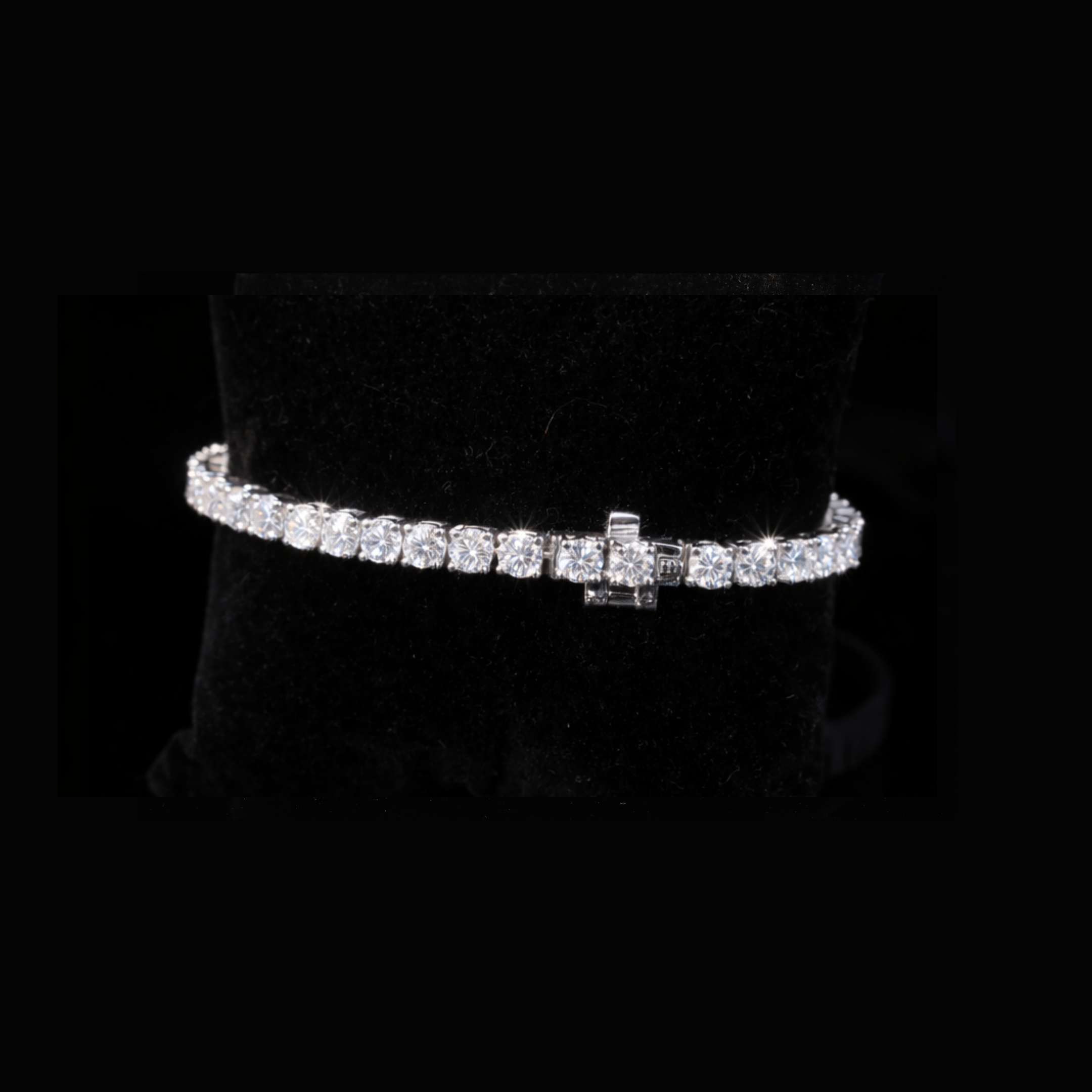 Solid Gold Diamond Tennis Bracelet – 10K 14K 18K Gold