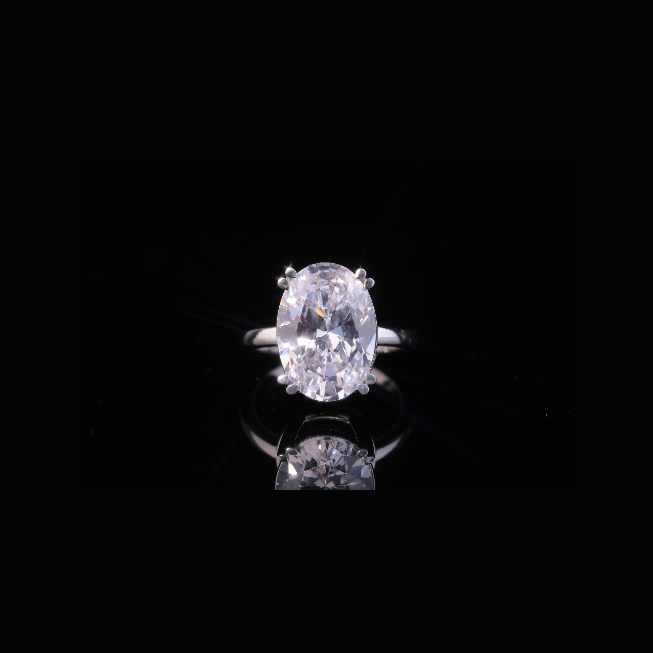 Oval Cut Solitaire Engagement Ring – Solid Gold 10K 14K 18K