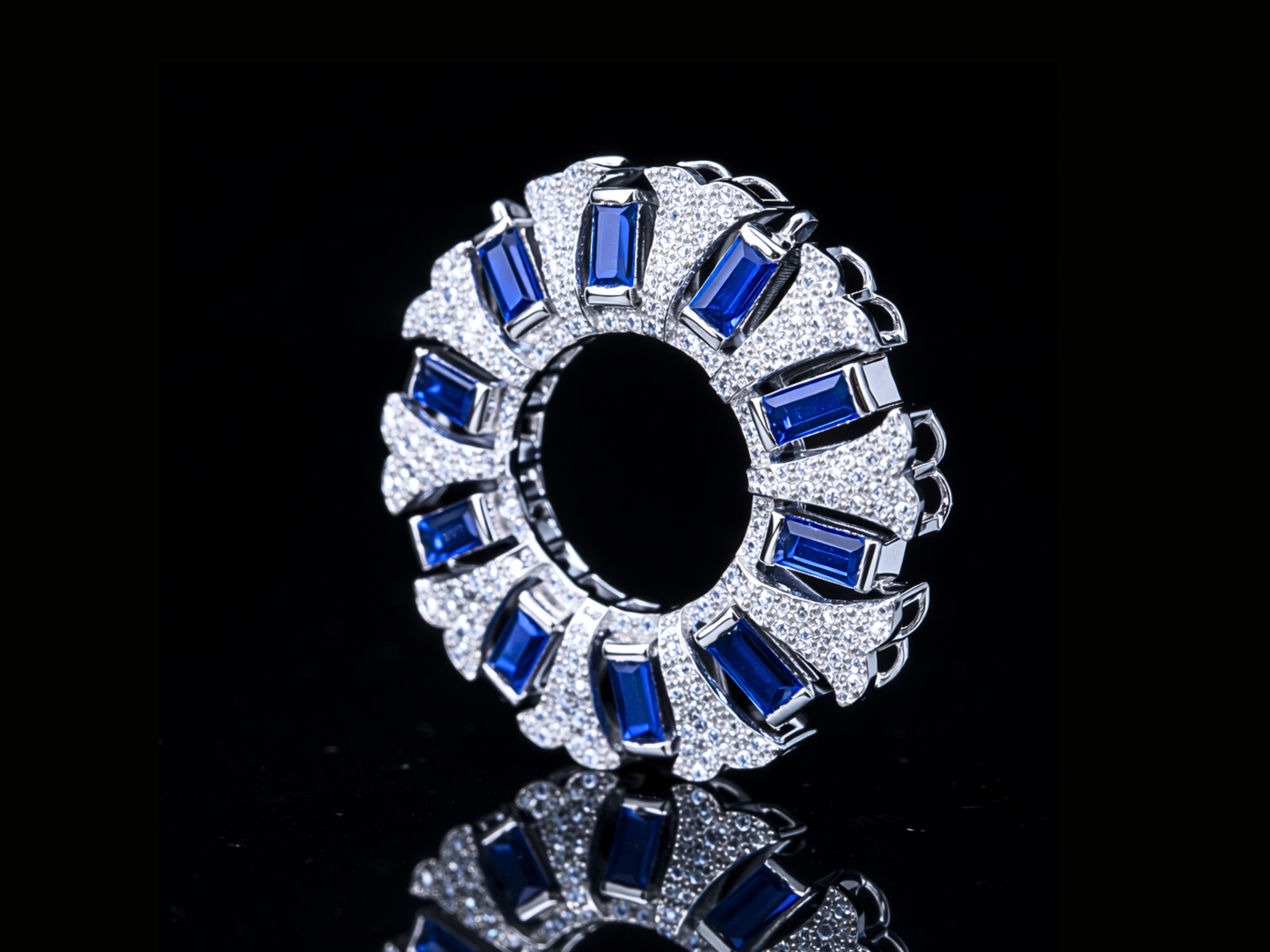 Luxury Blue Sapphire & Diamond Circle Pendant | 18K, 14K, 10K Gold & Silver