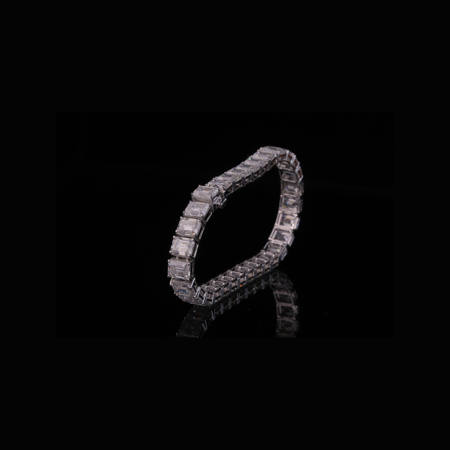 Emerald Cut Diamond Tennis Bracelet – Solid Gold 10K 14K 18K