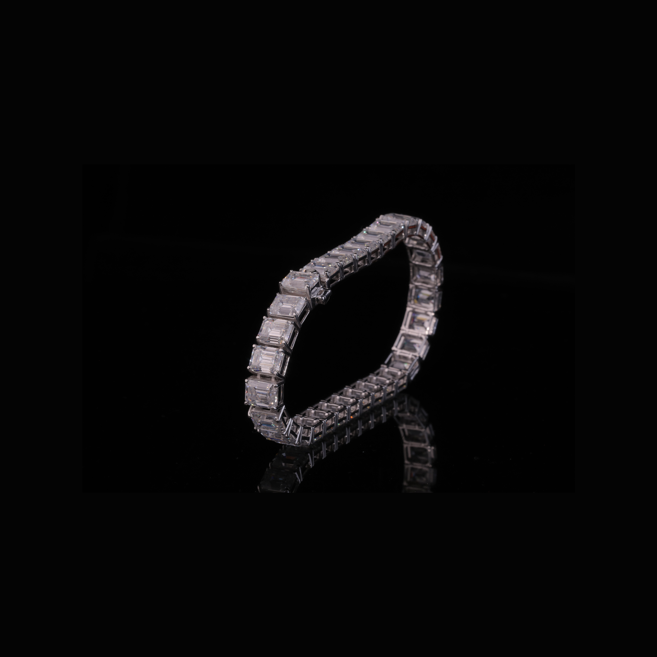 Emerald Cut Diamond Tennis Bracelet – Solid Gold 10K 14K 18K