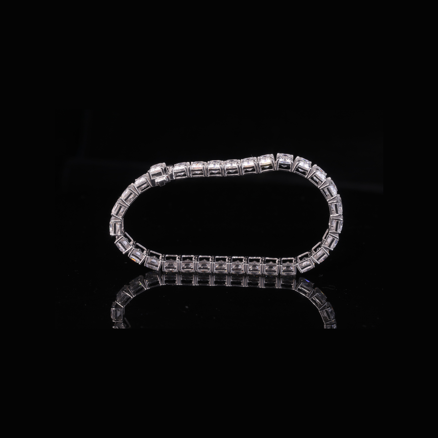 Emerald Cut Diamond Tennis Bracelet – Solid Gold 10K 14K 18K