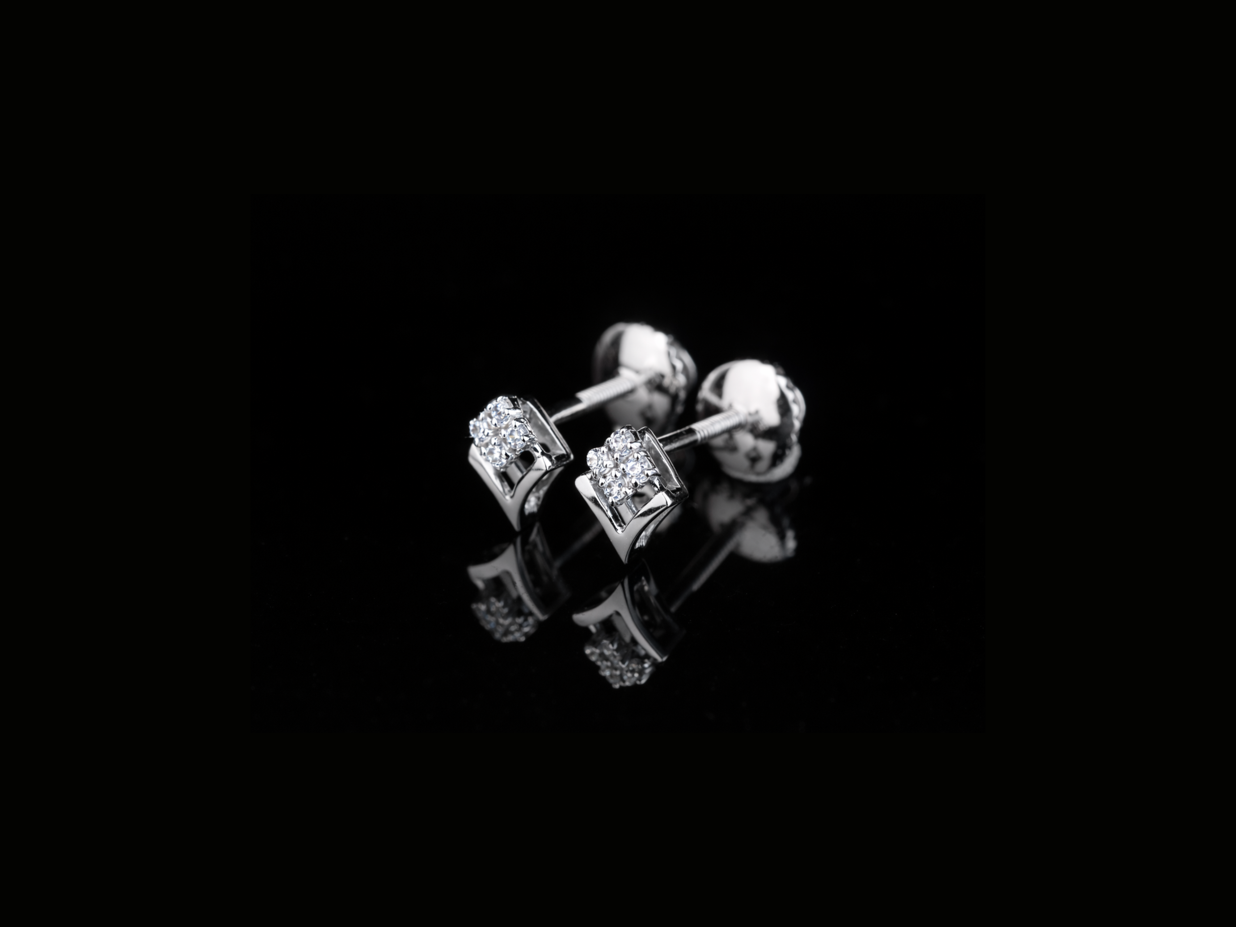 Square Diamond Stud Earrings | Minimal Gold & Silver Diamond Studs