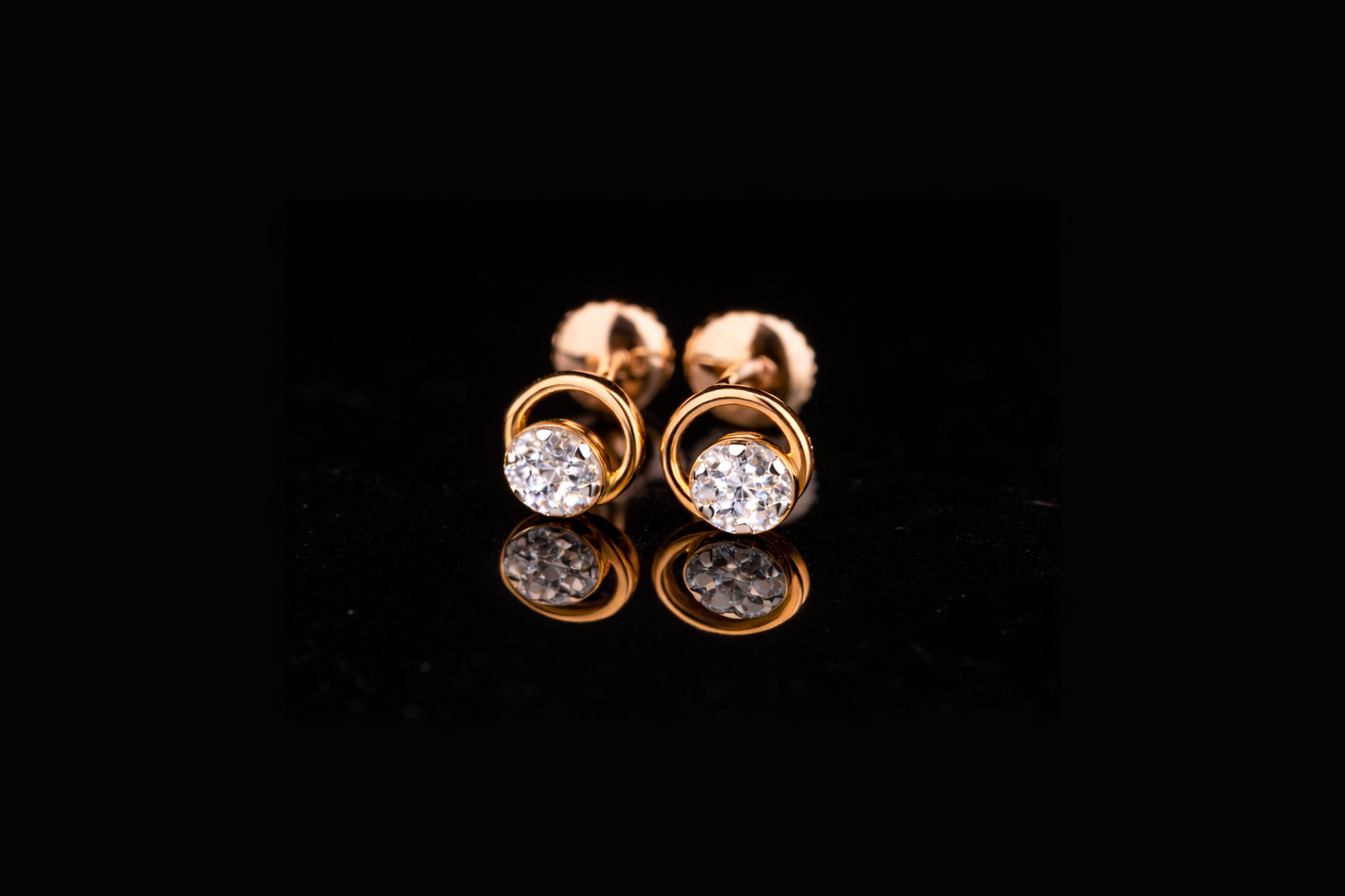 Round Diamond Swirl Stud Earrings | 18K, 14K, 10K Gold & Silver