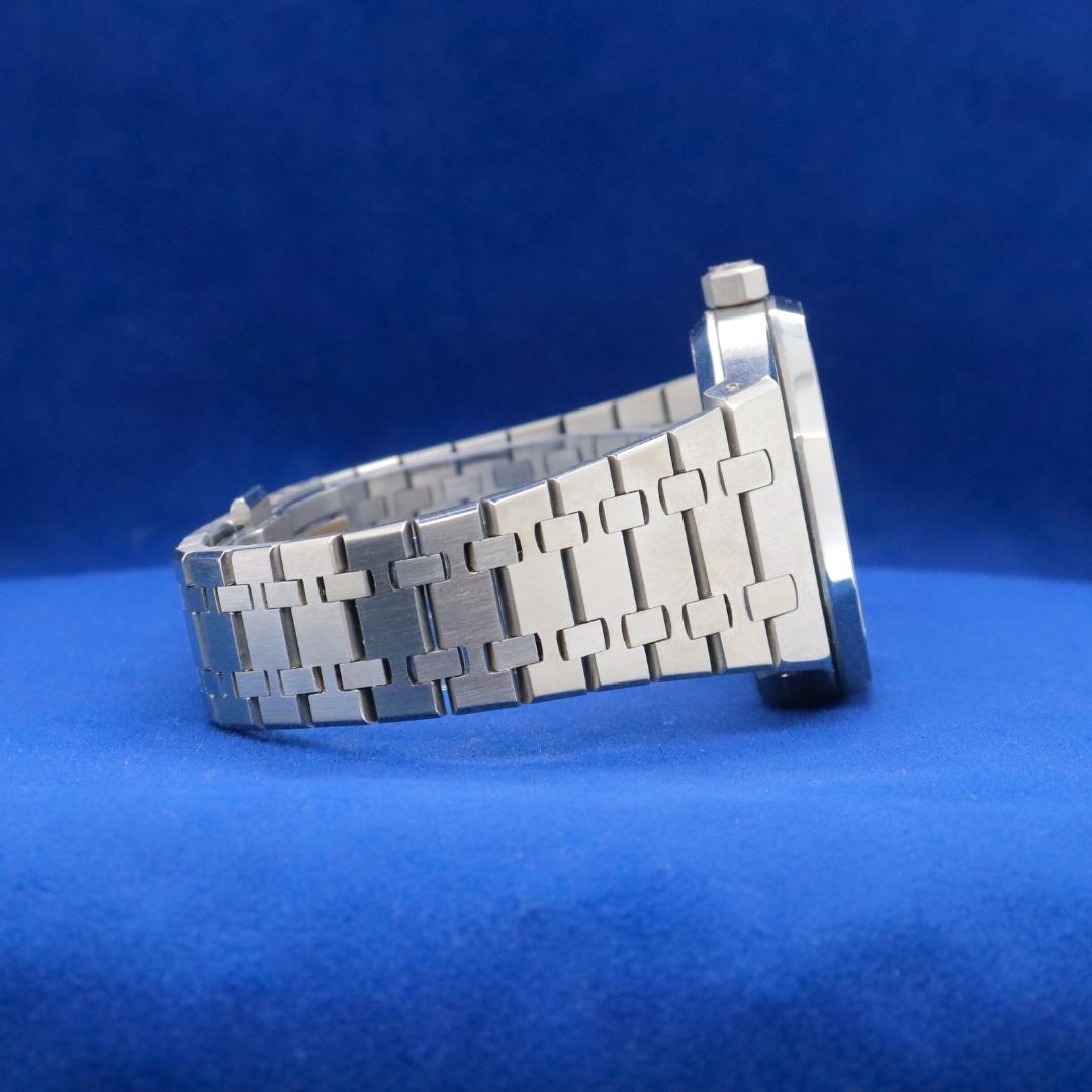 Right-side view of Arctic Steel Timepiece stainless steel watch, featuring a sleek and timeless look.


