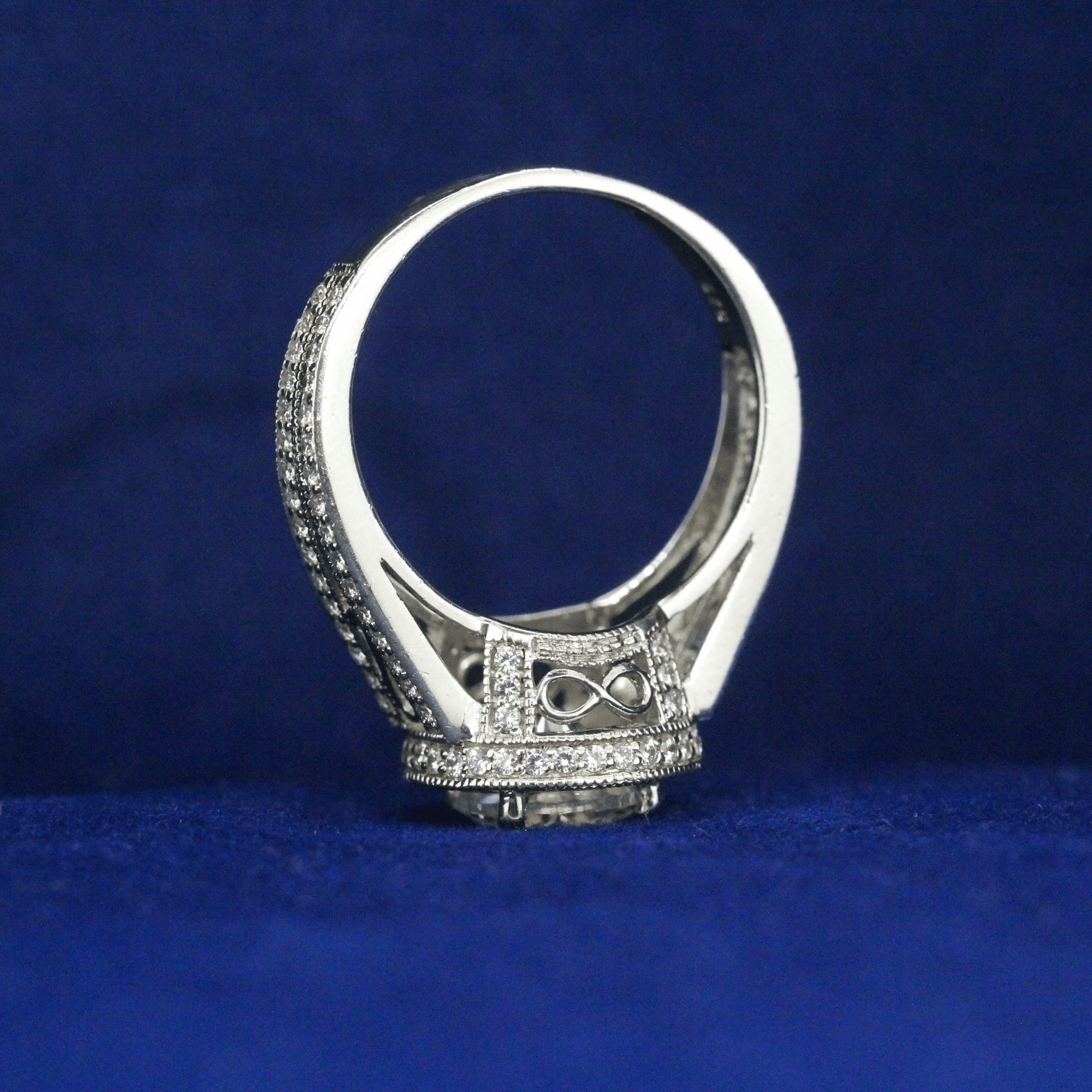 Back view of Dazzling Solitaire Ring with Moissanite diamond – Fine jewelry

