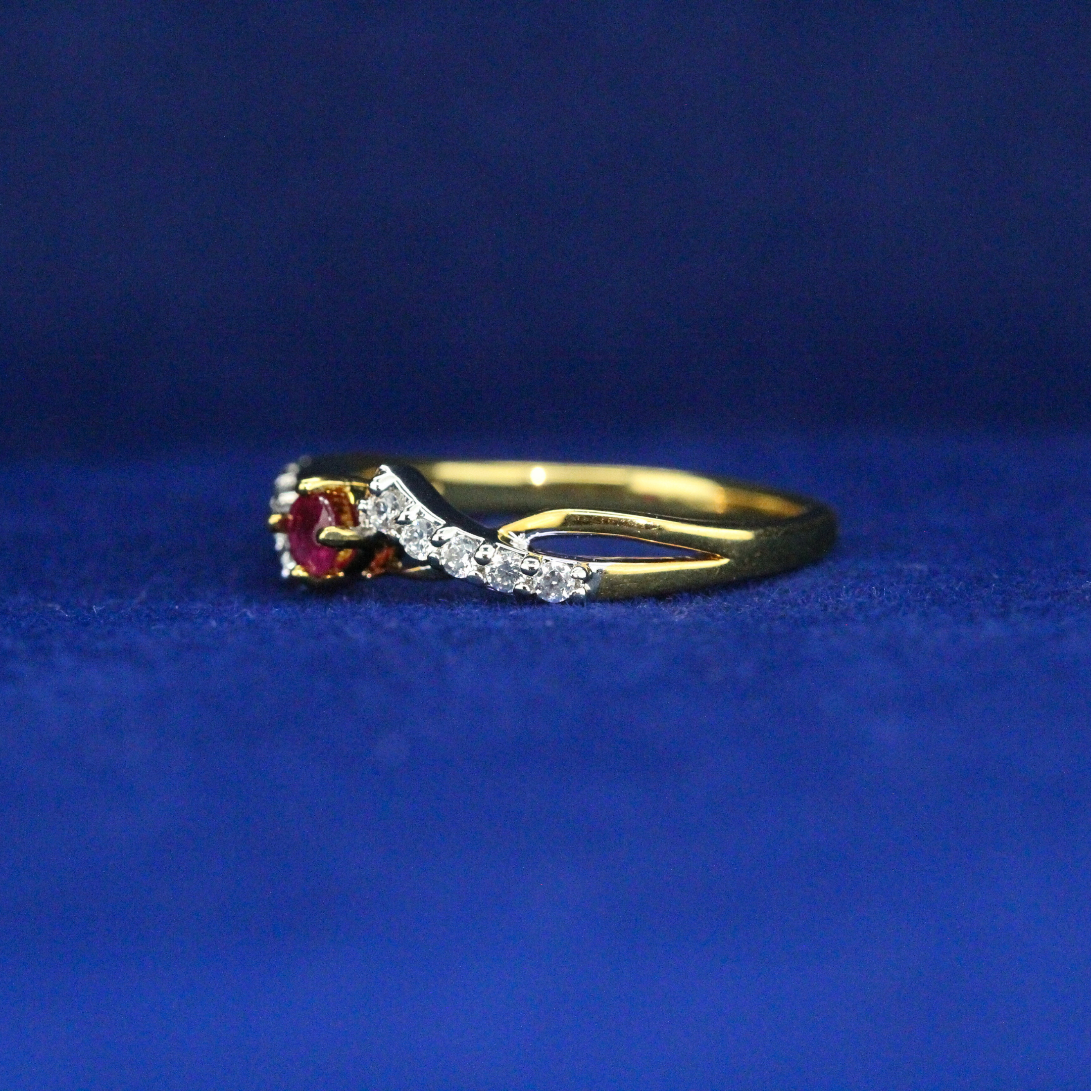 Left side view of Edwardian Style Ring – Fine jewelry

