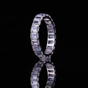 Full eternity wedding band with emerald-cut brilliance
