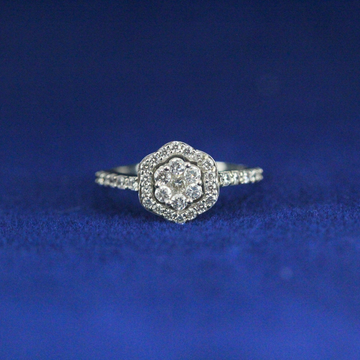 Front view of Frosted Flower Ring with Moissanite diamonds – Fine jewelry


