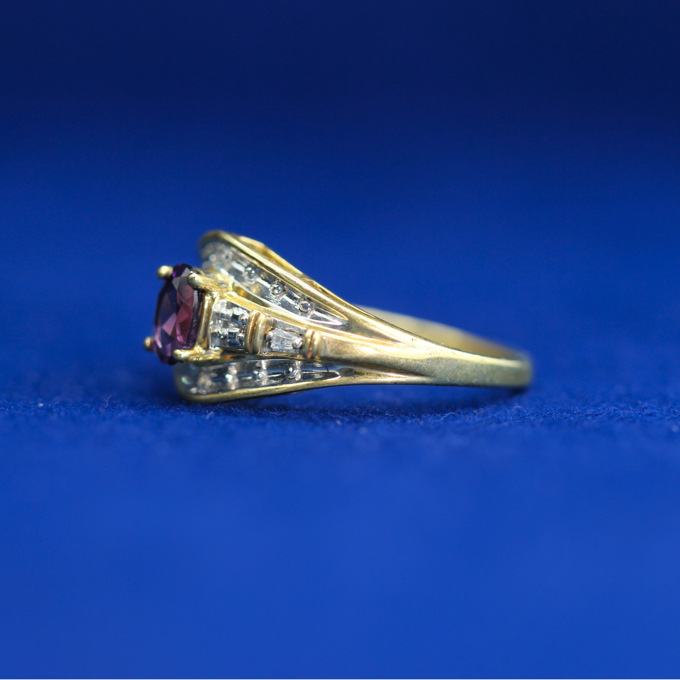 Right side view of Gold Pink Sapphire Baguette Diamond Ring – Fine jewelry

