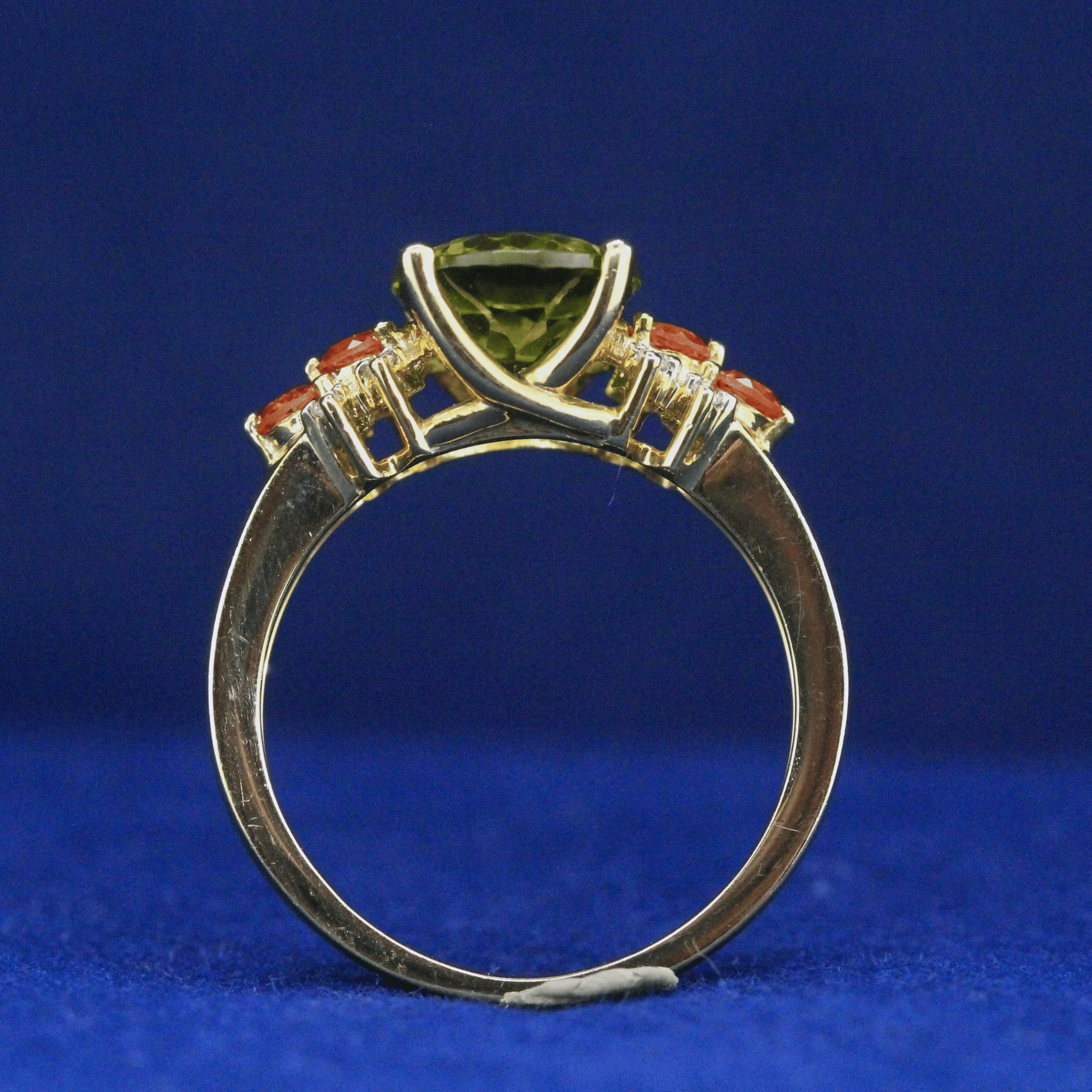 Front top view of Peridot Cocktail Ring with vibrant green gemstone – Fine jewelry

