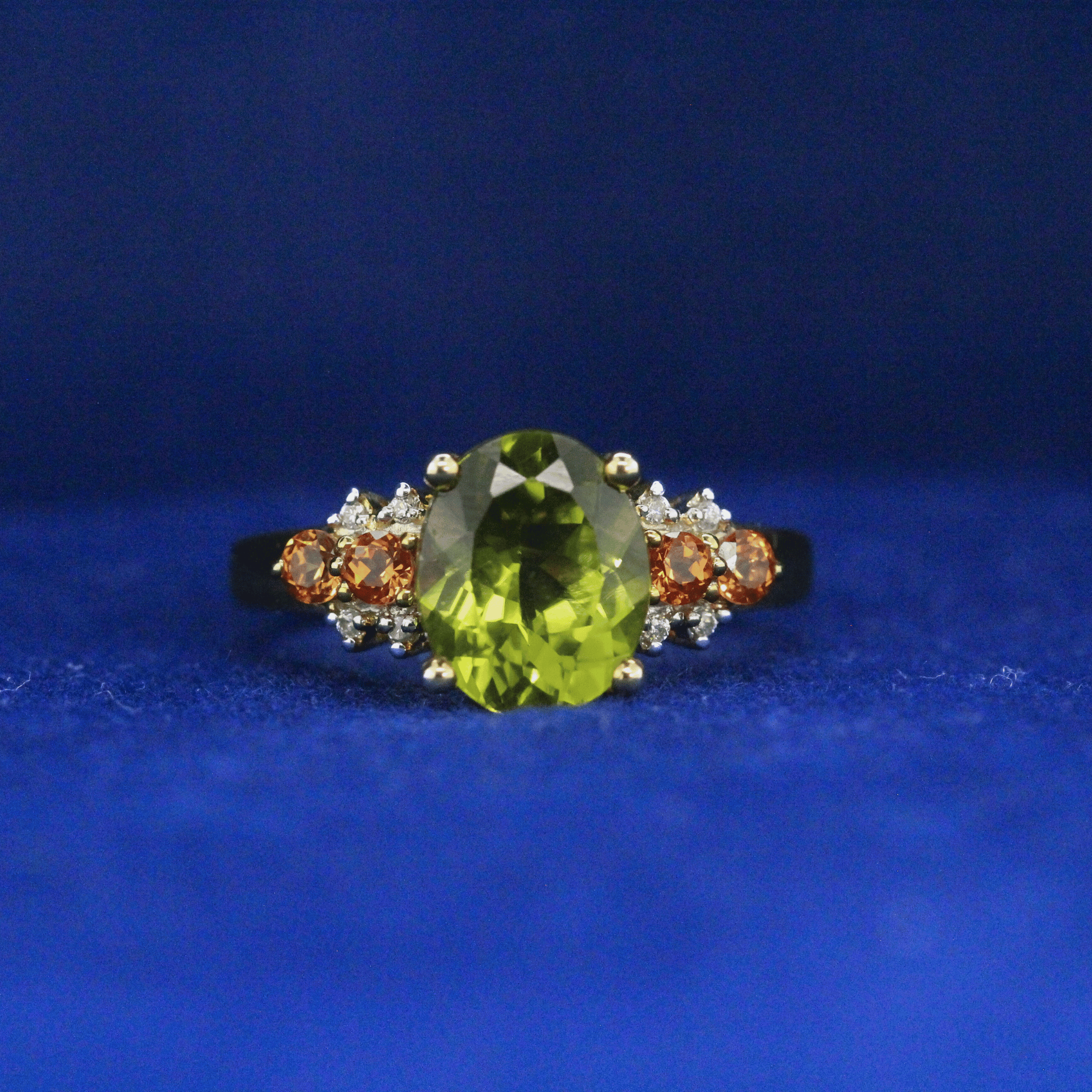 Front view of Peridot Cocktail Ring with vibrant green gemstone – Fine jewelry

